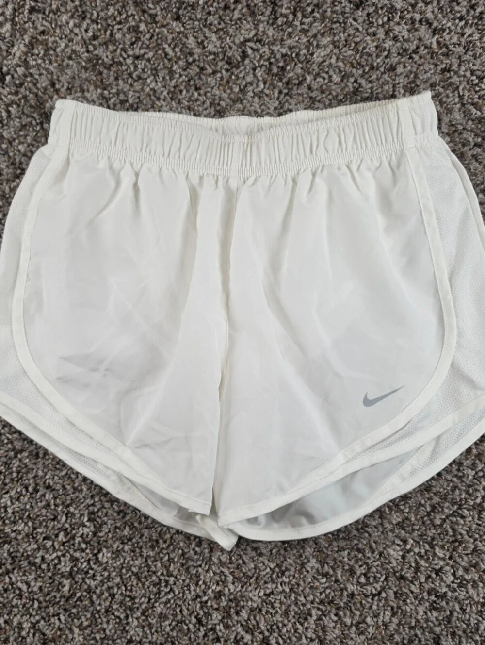 Nike Dri Fit Womens Sz S Lined Athletic Running Shorts White Loose Fit